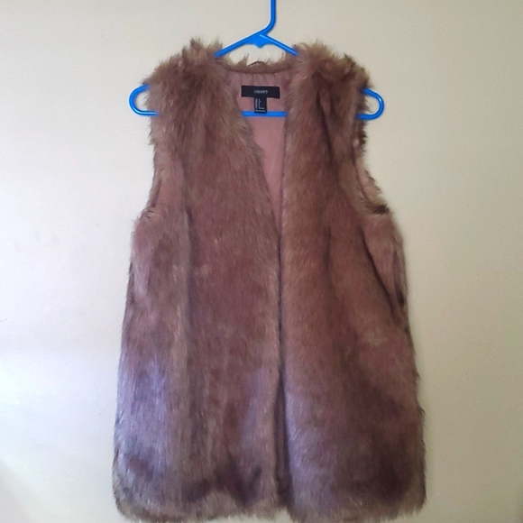 Faux fur vest - Picture 3 of 6